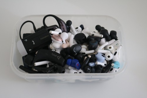 Mixed ear earbuds job - mixed,