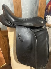 Barnsby Black 16 Medium Wide