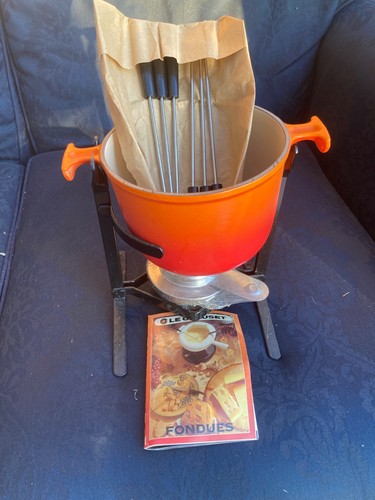 Creuset volcano orange cast - le,