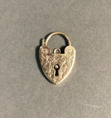 Carat yellow gold heart - 9,
