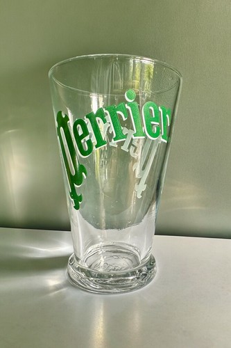 Vintage cafe bar perrier - /,