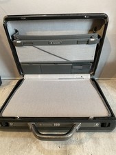 Samsonite Attaché Briefcase