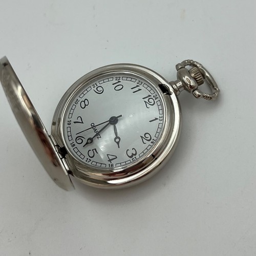 Vintage silver tone quartz - silver,
