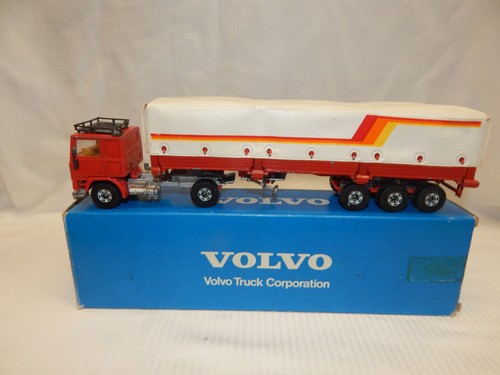 Siku volvo f10 with - tri, axle