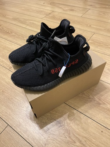 Size adult - 7.5,