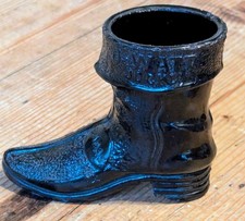 Antique Horse Racing Black