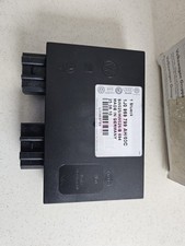 NEW GENUINE VWPASSAT B5