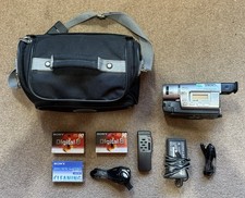 Sony CCD-TR717E SteadyShot Handycam Hi8 Digital Video Camera Camcorder - Tested