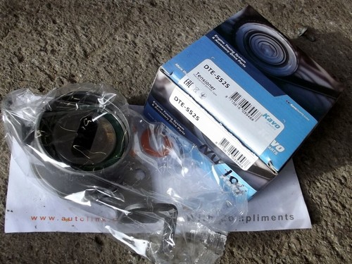Timing belt tensioner pulley