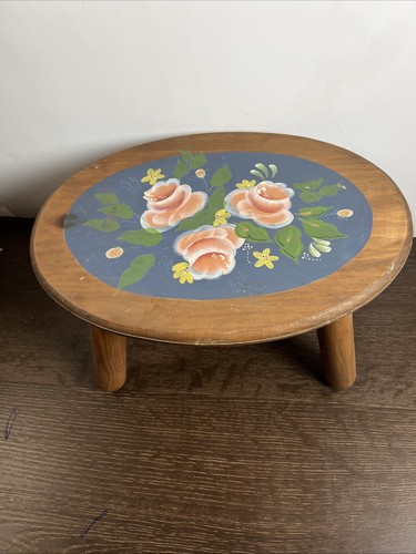 Vintage wooden oval top foot - oval,