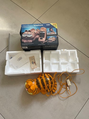 Vintage garfield telephone - vintage,