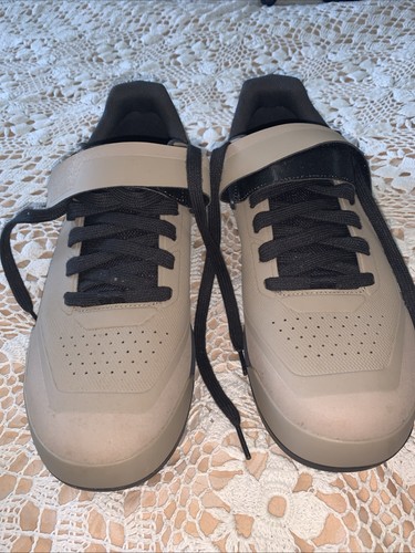 Fox cycling shoes size 5 - fox,
