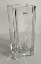 Mikasa Square Bud Lead Crystal Vase With Cut Wildflower Design (Slovenia)