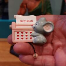 Vintage Kitsch Plastic Pull String Mouse Typewriter Love Hearts You're Special