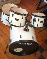 Tama Imperialstar Drum-kit -