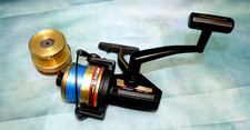 Shakespeare Sigma 2200 GX 060 SW black gold front drag fishing reel. ref  100