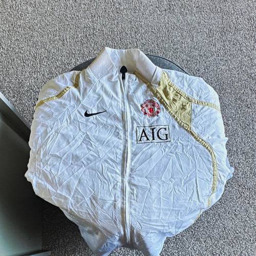 Nike manchester united - manchester, aig