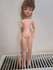 VINTAGE 1960s 1970s FUNTIME PEDIGREE SINDY DOLL   II ONE ARM BROKEN