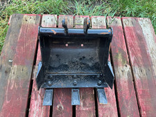 Mini Digger Ditching Digging Bucket Heavy Duty 25mm Pins 400mm With Teeth Unused