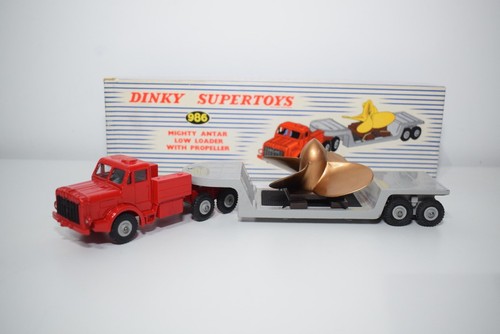 C22 dinky toys - 1:43, mighty