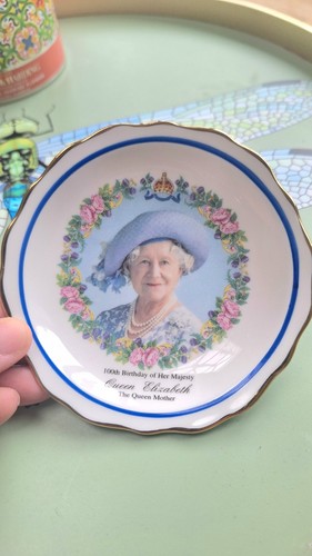 Queen elizabeth the - queen,