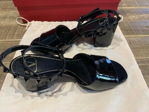 Valentino garavani rockstud - valentino,