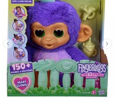 Fingerlings Care 'n' Cuddles
