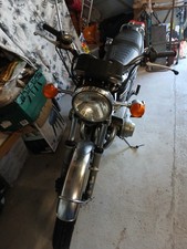 Suzuki CB GT 550 triple