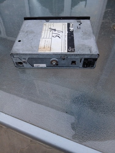Philps classic car - car, radio