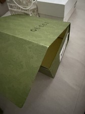 Gucci Empty Magnetic Box 21cm X 27cm X 10cm..pre Owned