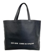 COMME des GARCONS
