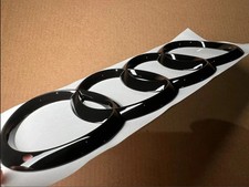 GLOSS BLACK REAR TAILGATE