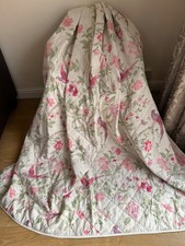 STUNNING LAURA ASHLEY SUMMER PALACE  100% COTTON BEDSPREAD