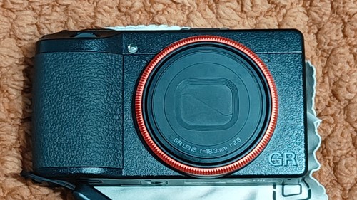 Ricoh iii camera bundle 463 - ricoh,