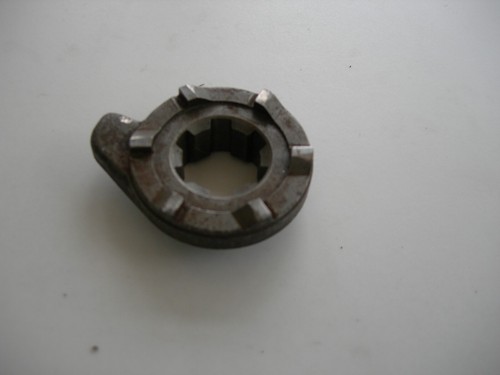 Suzuki gt750 kick starter - kick,