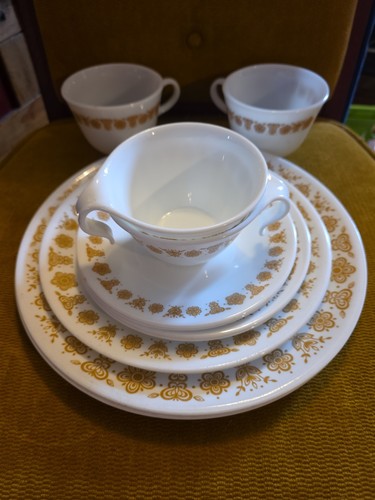Vintage butterfly gold - vintage,