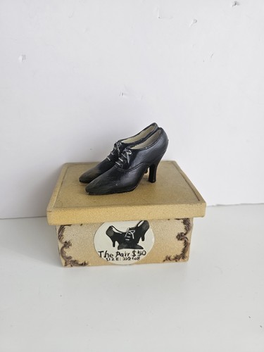 Vintage style high heel - style,