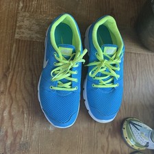 Nike Womens Flex Experience RN