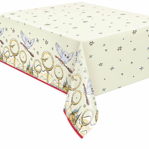 Harry potter table cover - table,