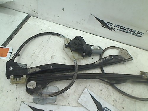 Front window lift mechanism - front,