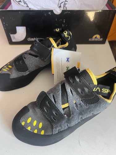 Sportiva tarantula climbing - tarantula,