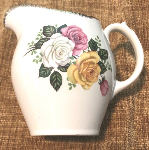 Royal swan june - "june, bouquet