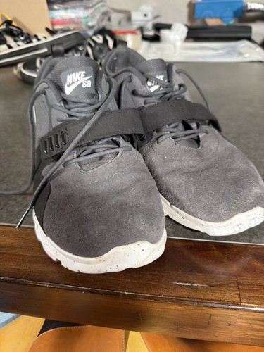 Size nike trainerendor l - size,