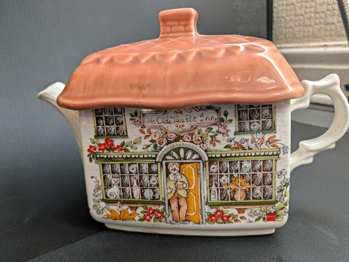 Vintage sadler teapot ye - a,