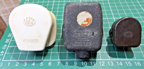 Bakelite and rubbber - mk,