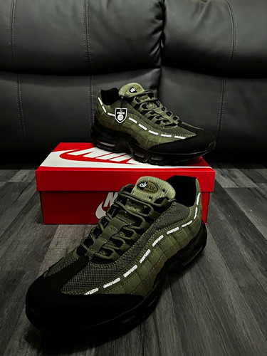 Undefeated nike collab - nike,