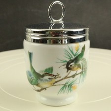 Royal Worcester King Size Egg Coddler Birds Wren & Finches Feeding Vintage 1980
