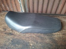 Kawasaki ER5 - Seat
