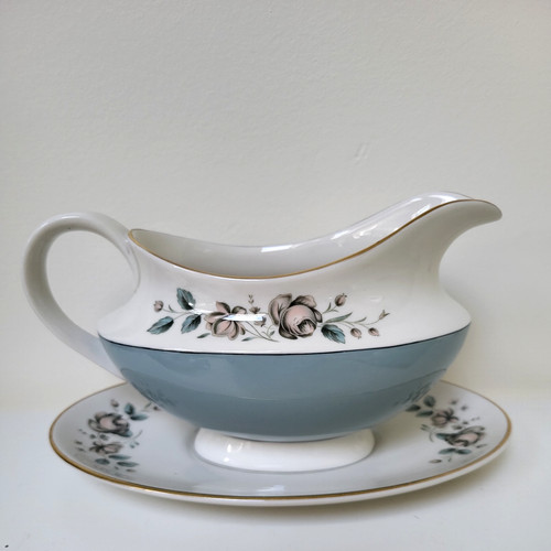 Vintage royal doulton - vintage, rose