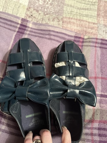 Martens agyness deyn aggy - martens,
